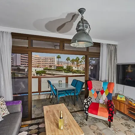 Apartment Universe *